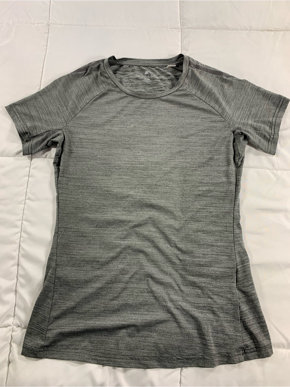 Preloved Adidas tshirt size M